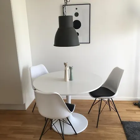 One-bedroom In - Robert Jacobsens Vej 65 Apartment